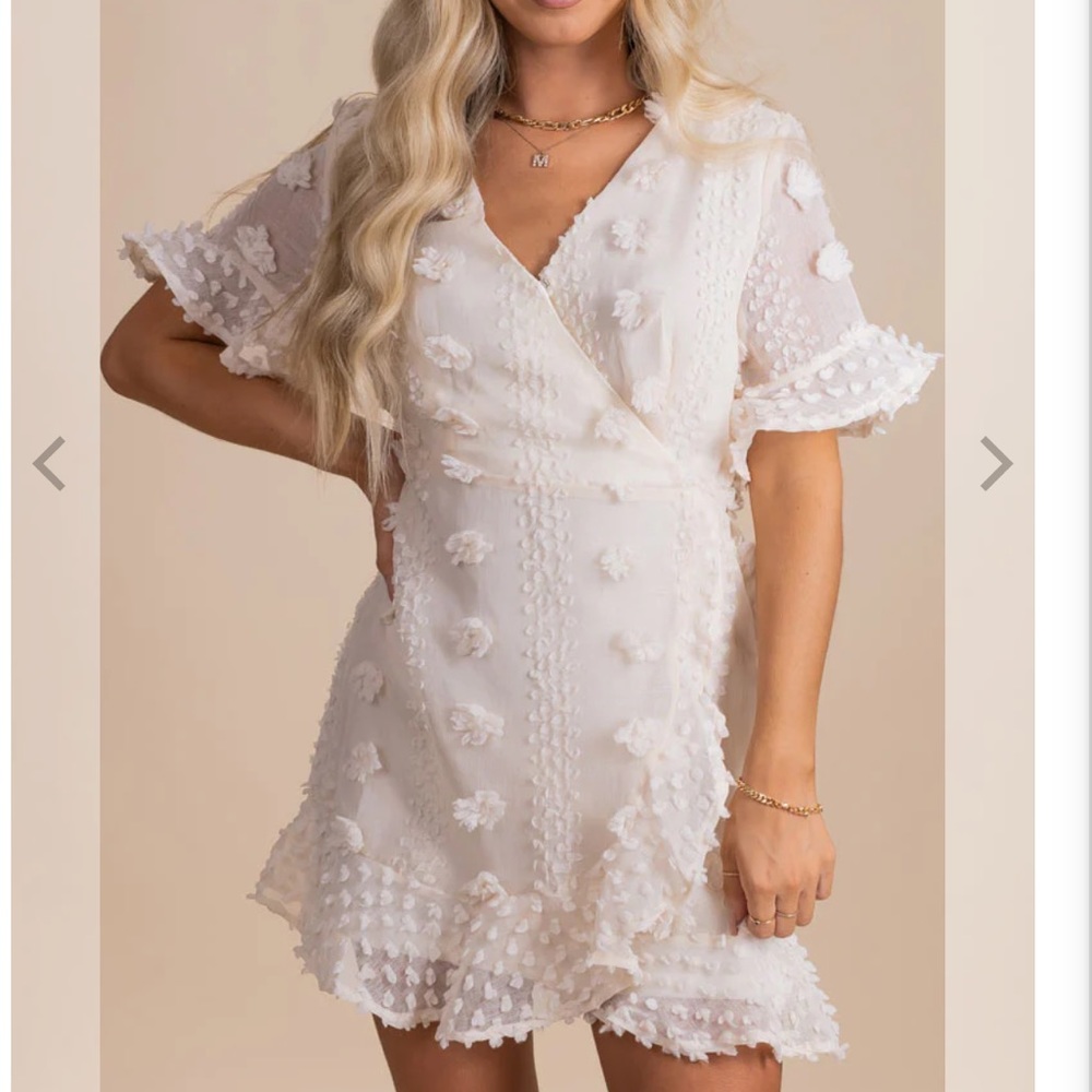 Bella Ella Moving On Textured Mini Dress - NWOT